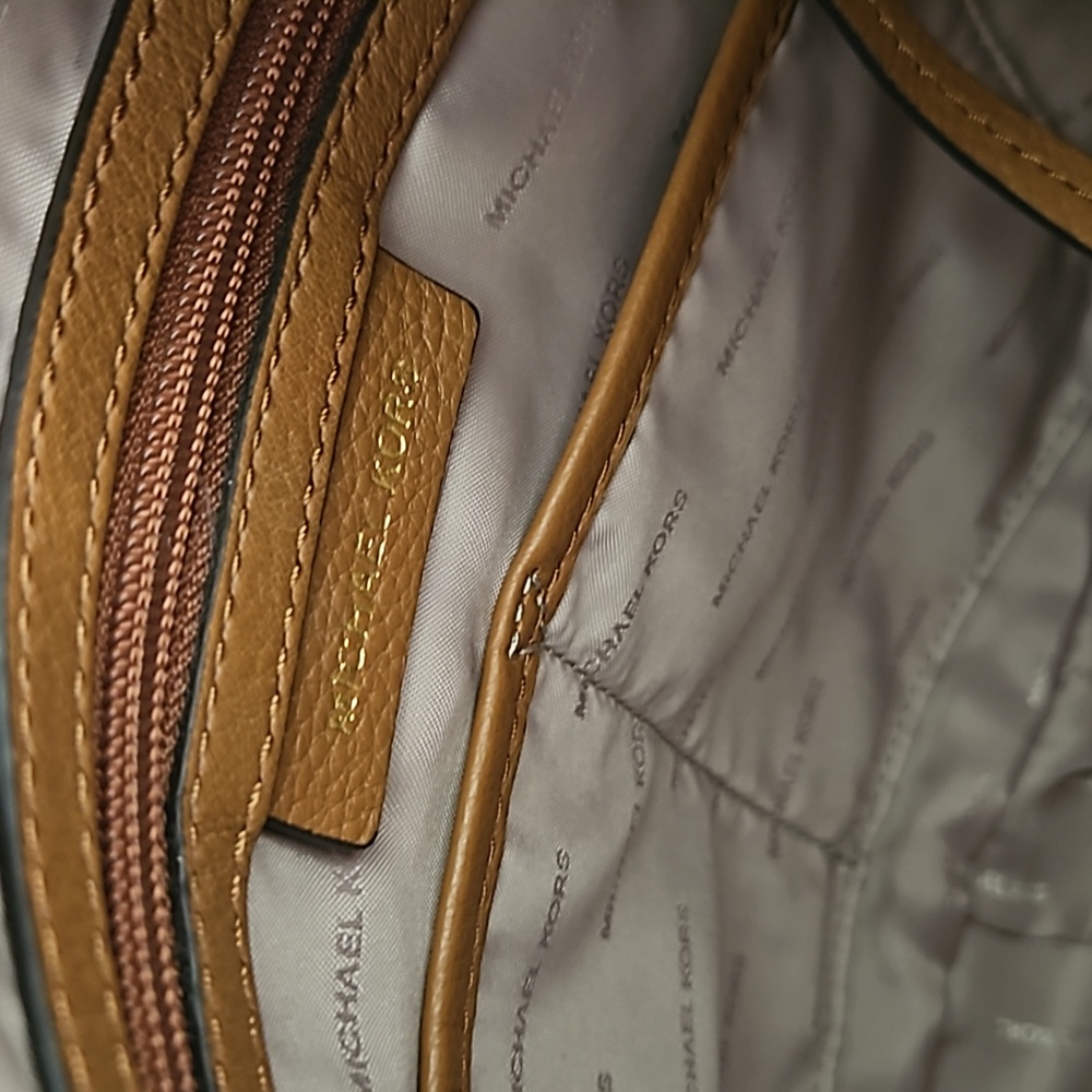 MICHAEL KORS Lydia Brown Pebbled Leather Hobo- Like NEW - Picture 8 of 13